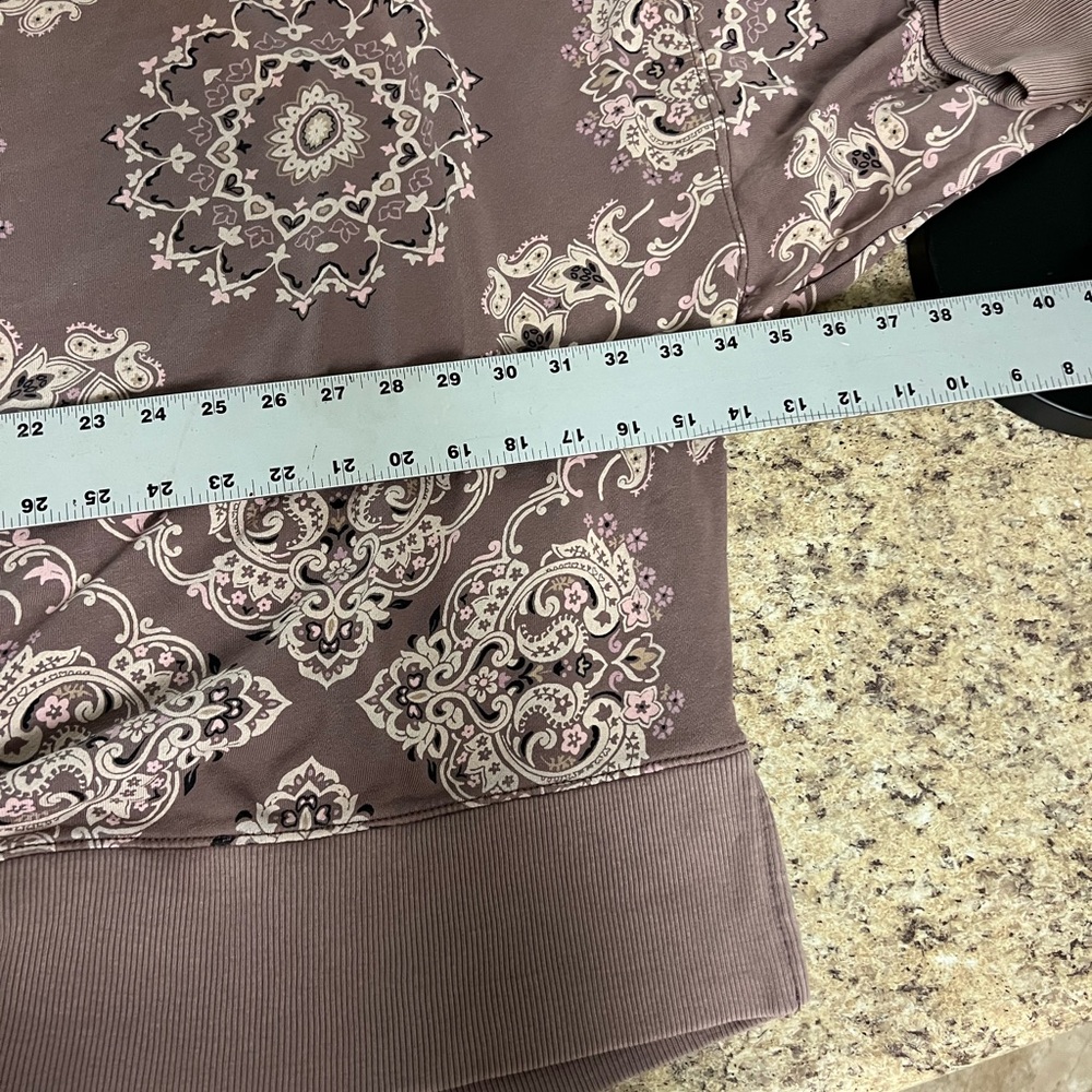 American Eagle Seriously lived in Dusty mauve Brown Paisley oversized sweatshirt - Picture 6 of 9
